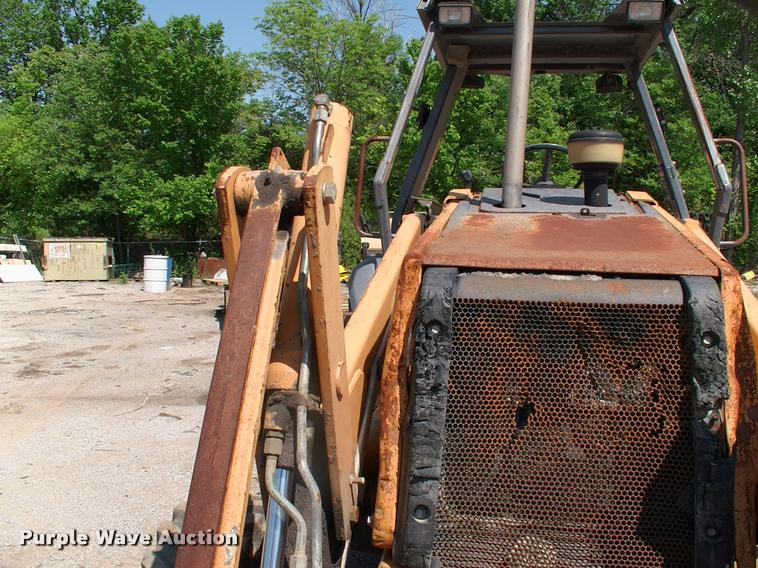 image for item DP9370 2001 Case 570M XT landscape tractor