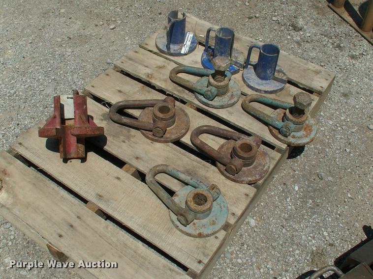 image for item DP9438 (4) lifting tea cups