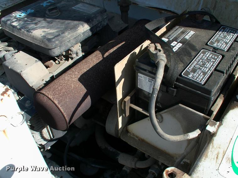 image for item DP9477 Gomaco CC120V curb machine