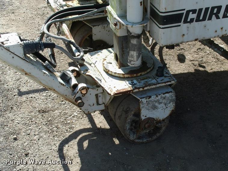 image for item DP9477 Gomaco CC120V curb machine