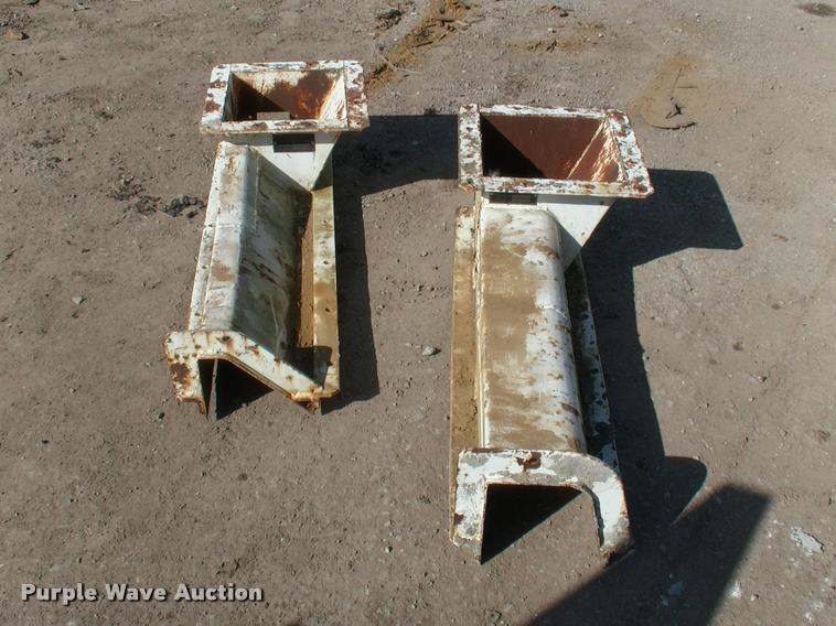 image for item DP9477 Gomaco CC120V curb machine