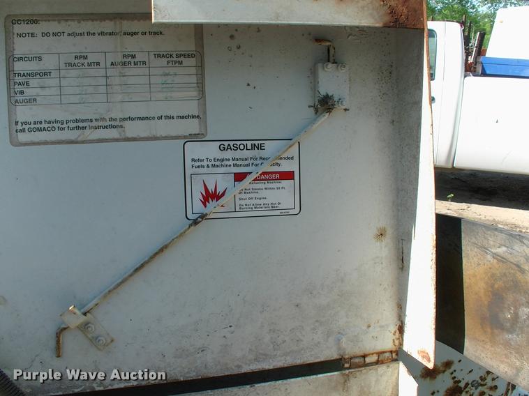 image for item DP9477 Gomaco CC120V curb machine