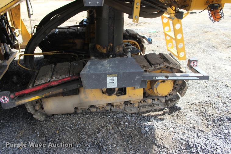 image for item L1996 2010 Volvo MT2000 pavement milling machine