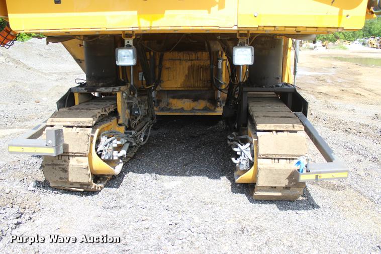 image for item L1996 2010 Volvo MT2000 pavement milling machine