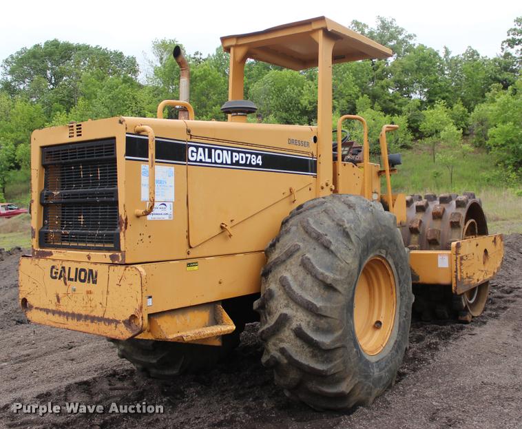image for item L3037 Galion PD784 padfoot roller