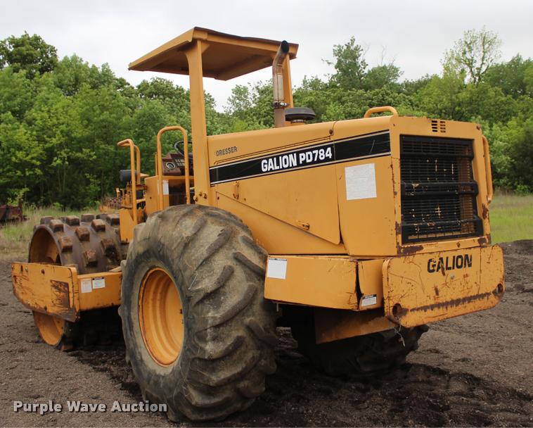 image for item L3037 Galion PD784 padfoot roller