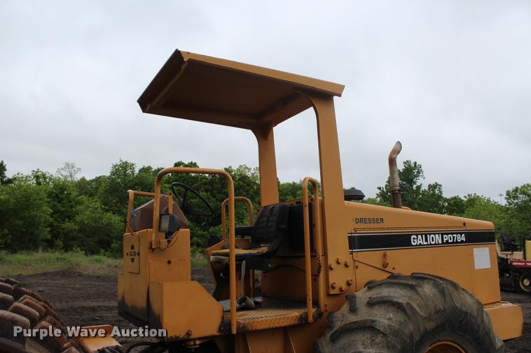 image for item L3037 Galion PD784 padfoot roller