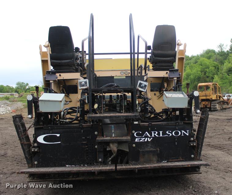 image for item L3038 2006 Dynapac F121-6W paver