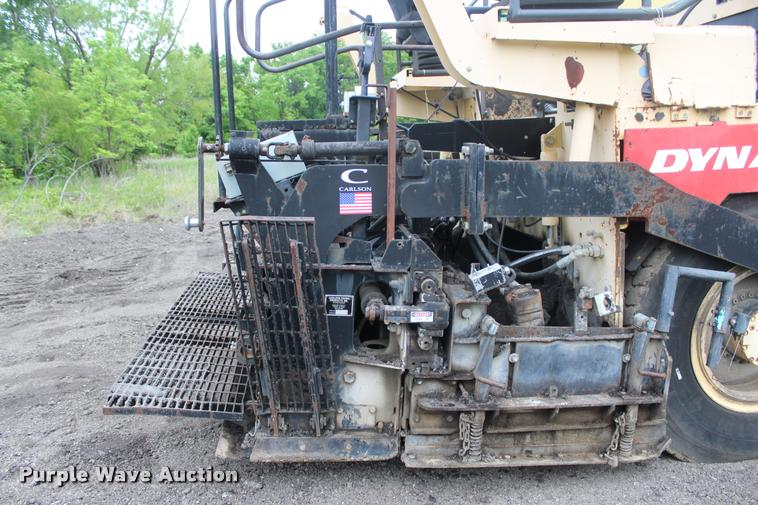 image for item L3038 2006 Dynapac F121-6W paver