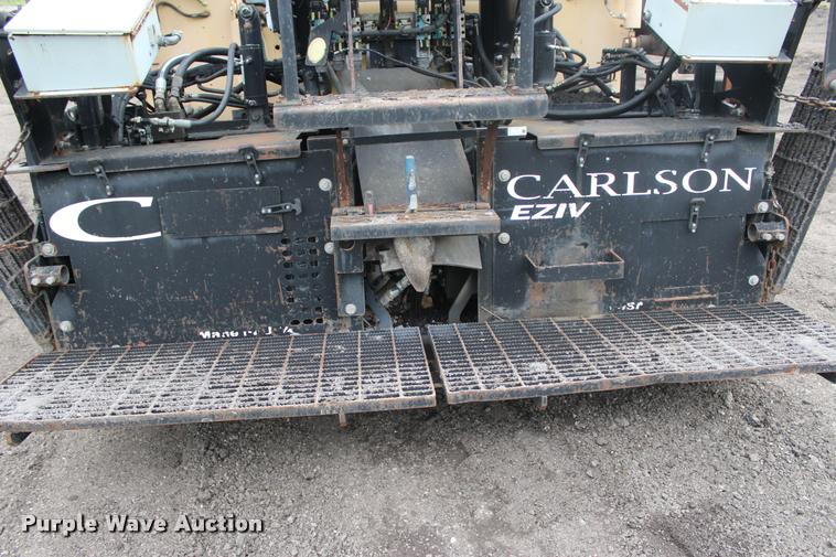 image for item L3038 2006 Dynapac F121-6W paver