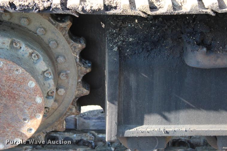 image for item L3043 1996 Hyundai 130LC-3 excavator