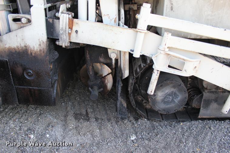 image for item L3044 1997 Cedarapids CR461 paver