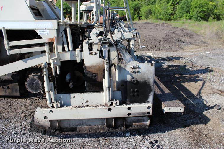 image for item L3044 1997 Cedarapids CR461 paver