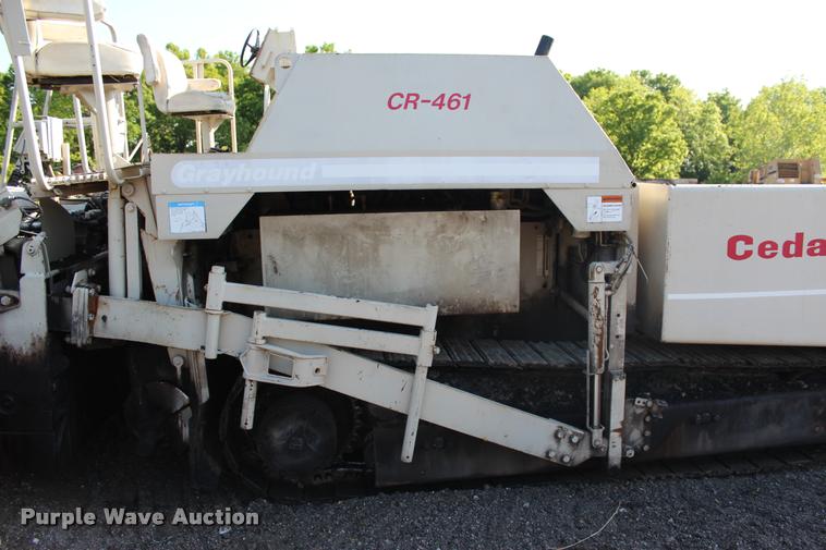 image for item L3044 1997 Cedarapids CR461 paver