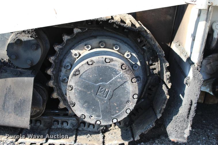 image for item L3044 1997 Cedarapids CR461 paver