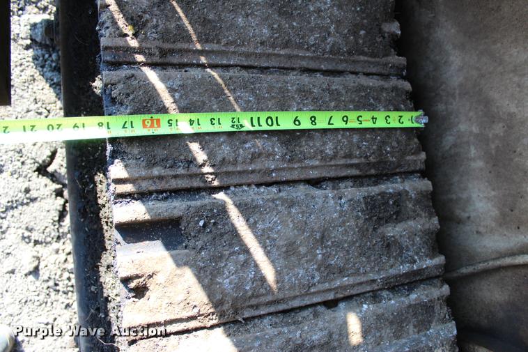 image for item L3044 1997 Cedarapids CR461 paver