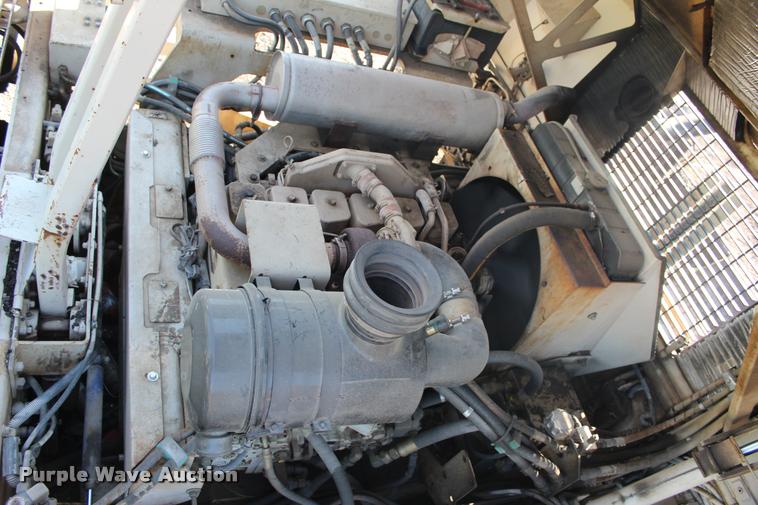 image for item L3044 1997 Cedarapids CR461 paver