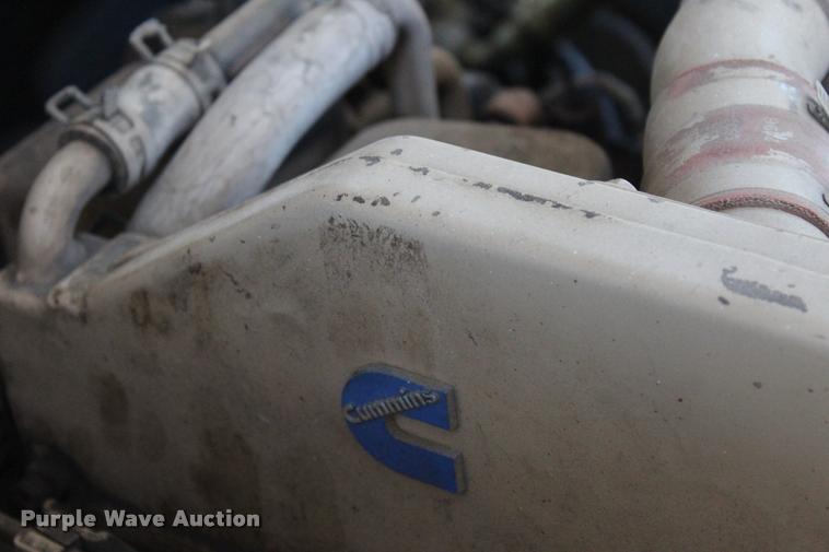 image for item L3044 1997 Cedarapids CR461 paver