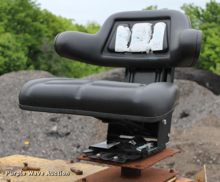 image for item L3045 Hyster C530A pneumatic roller