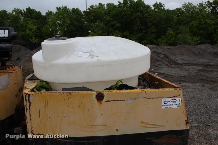 image for item L3045 Hyster C530A pneumatic roller