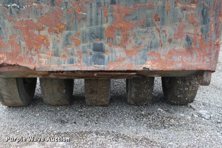 image for item L3045 Hyster C530A pneumatic roller