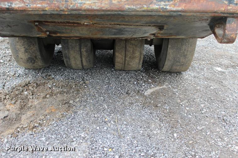 image for item L3045 Hyster C530A pneumatic roller