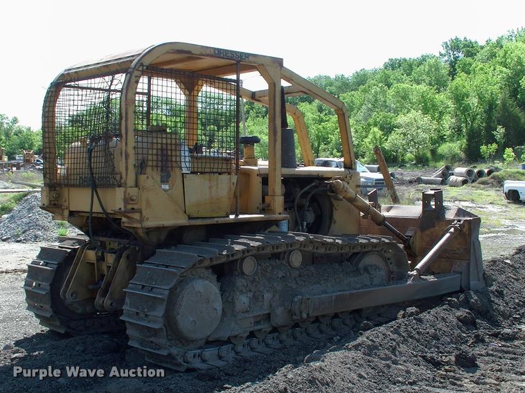 image for item L3046 1981 Dresser TD15C dozer