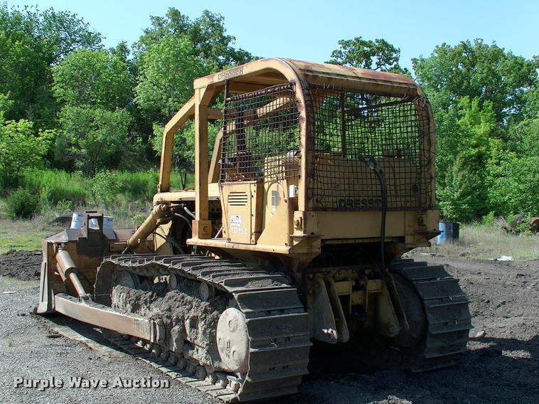 image for item L3046 1981 Dresser TD15C dozer