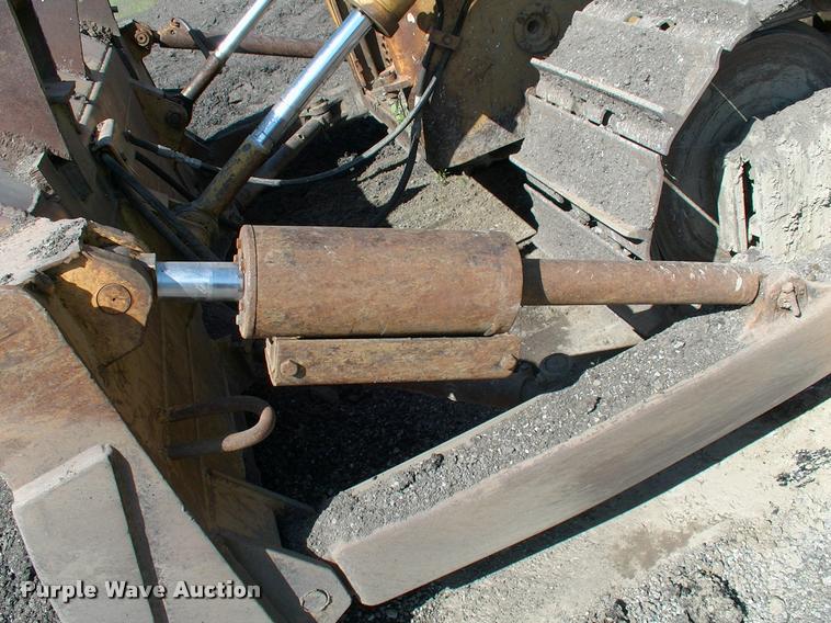 image for item L3046 1981 Dresser TD15C dozer