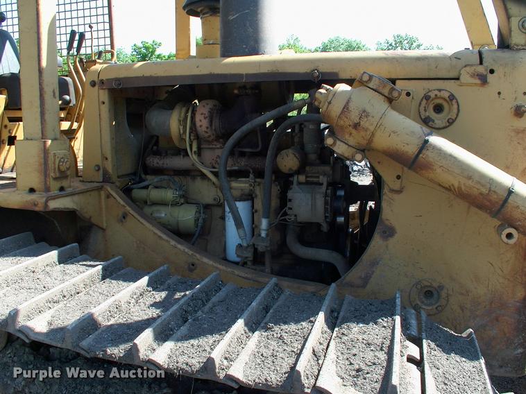 image for item L3046 1981 Dresser TD15C dozer