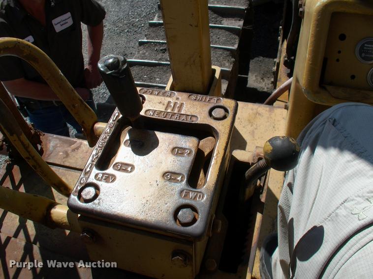 image for item L3046 1981 Dresser TD15C dozer