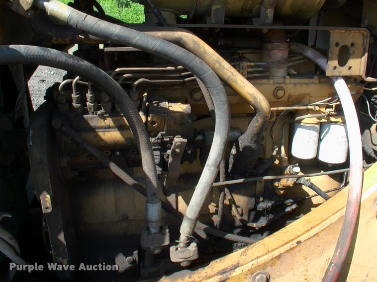 image for item L3046 1981 Dresser TD15C dozer