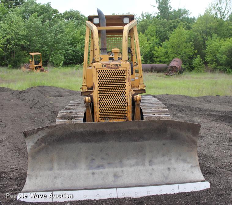 image for item L3048 1995 Dresser TD8H dozer