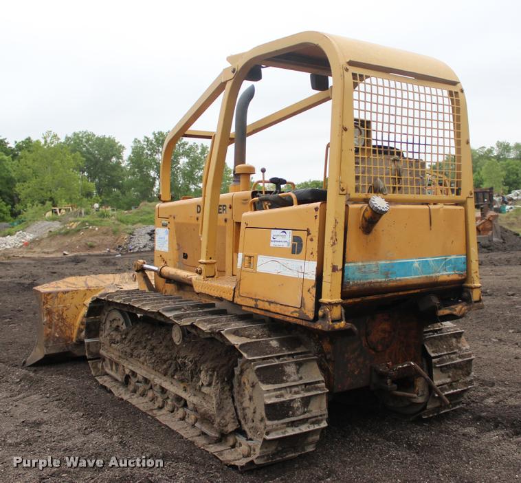 image for item L3048 1995 Dresser TD8H dozer