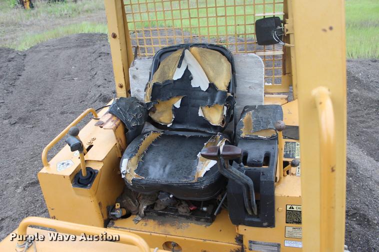 image for item L3048 1995 Dresser TD8H dozer