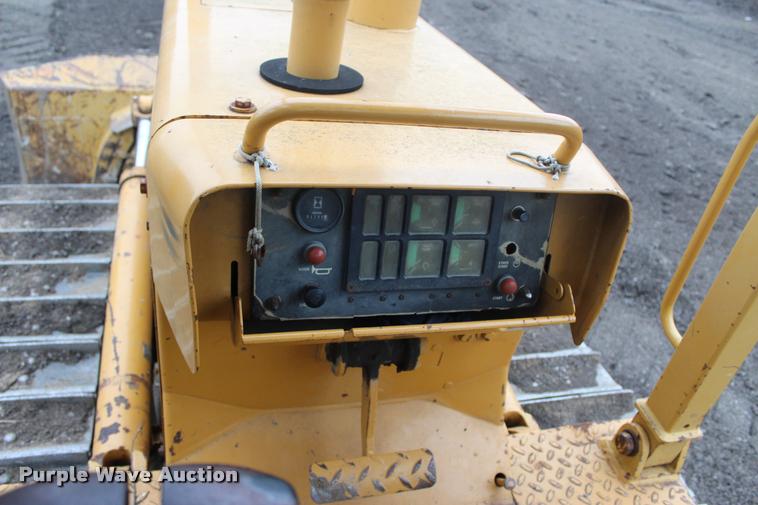 image for item L3048 1995 Dresser TD8H dozer