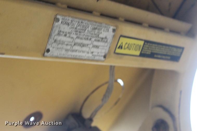 image for item L3048 1995 Dresser TD8H dozer