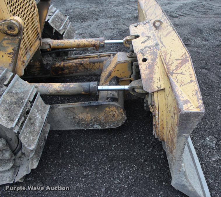 image for item L3048 1995 Dresser TD8H dozer