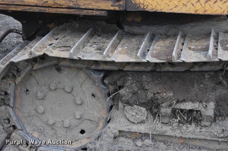 image for item L3048 1995 Dresser TD8H dozer