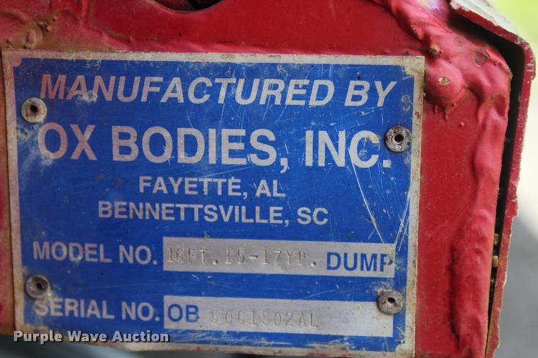 image for item L3050 2007 International 7500 dump truck