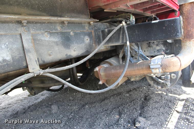 image for item L3050 2007 International 7500 dump truck