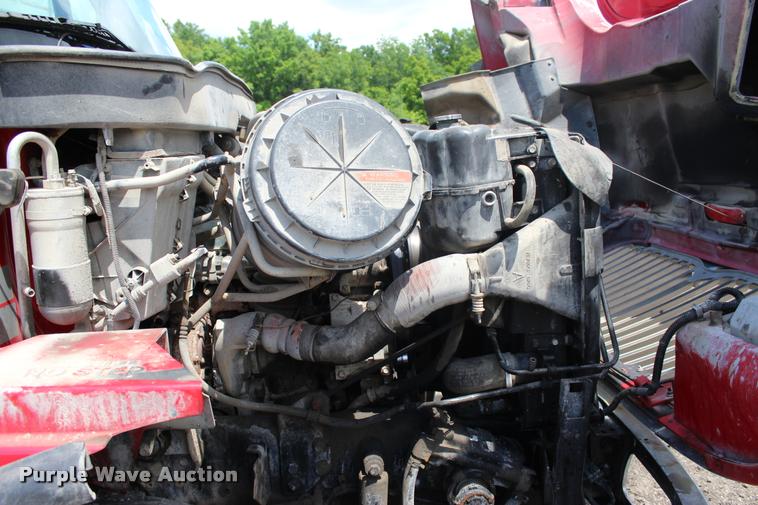 image for item L3050 2007 International 7500 dump truck