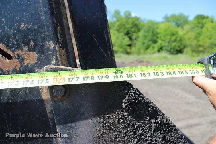 image for item L3051 2008 Sterling LT8500 dump truck