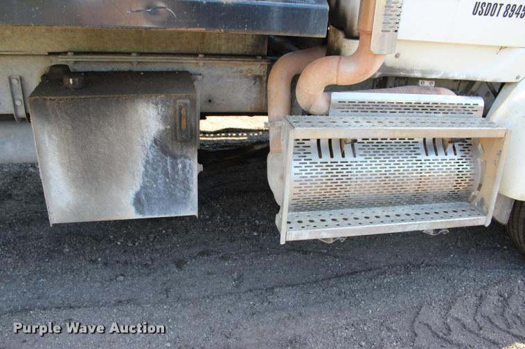 image for item L3051 2008 Sterling LT8500 dump truck