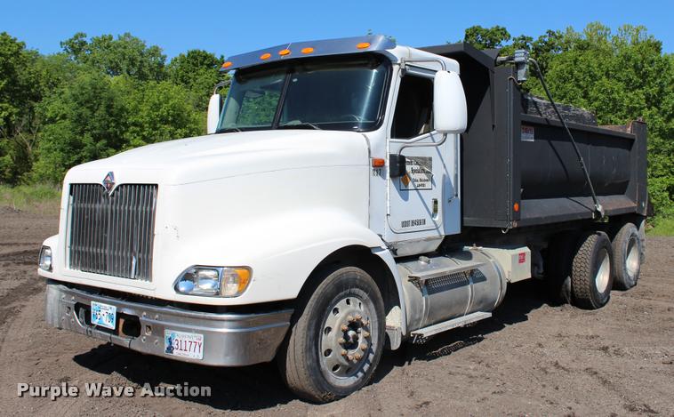 image for item L3052 2005 International 9400i dump truck