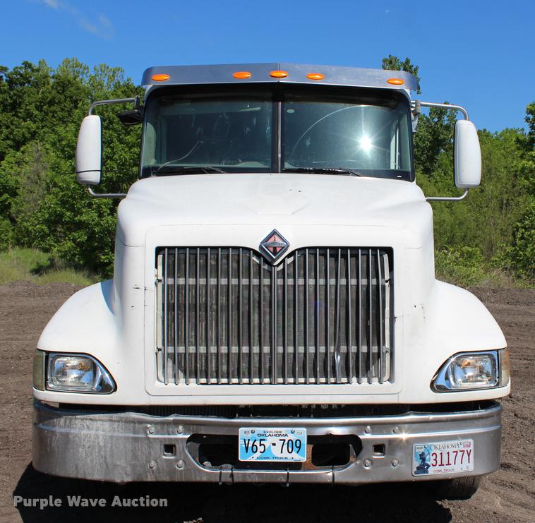 image for item L3052 2005 International 9400i dump truck