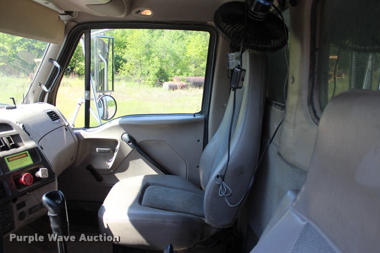 image for item L3053 2008 Sterling LT8500 dump truck