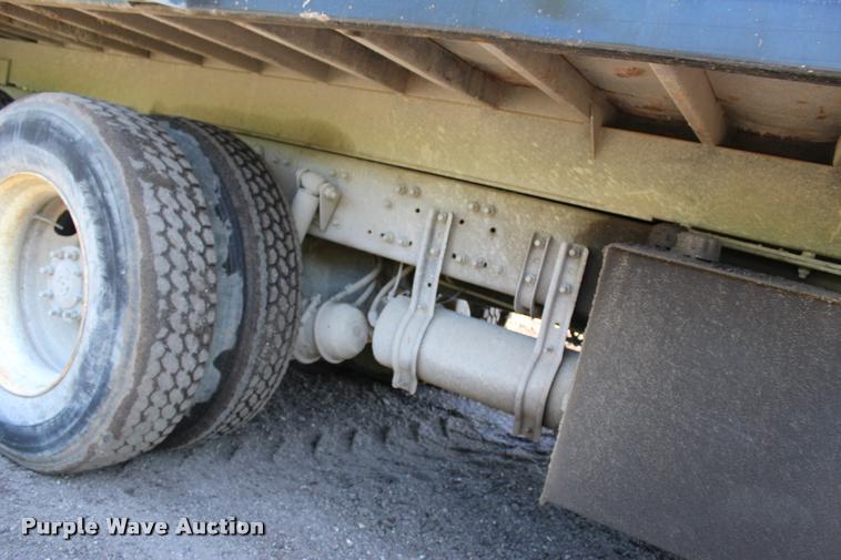 image for item L3053 2008 Sterling LT8500 dump truck