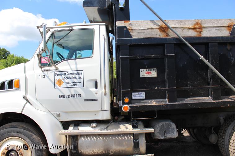 image for item L3054 2008 Sterling LT8500 dump truck