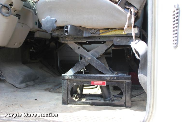 image for item L3054 2008 Sterling LT8500 dump truck